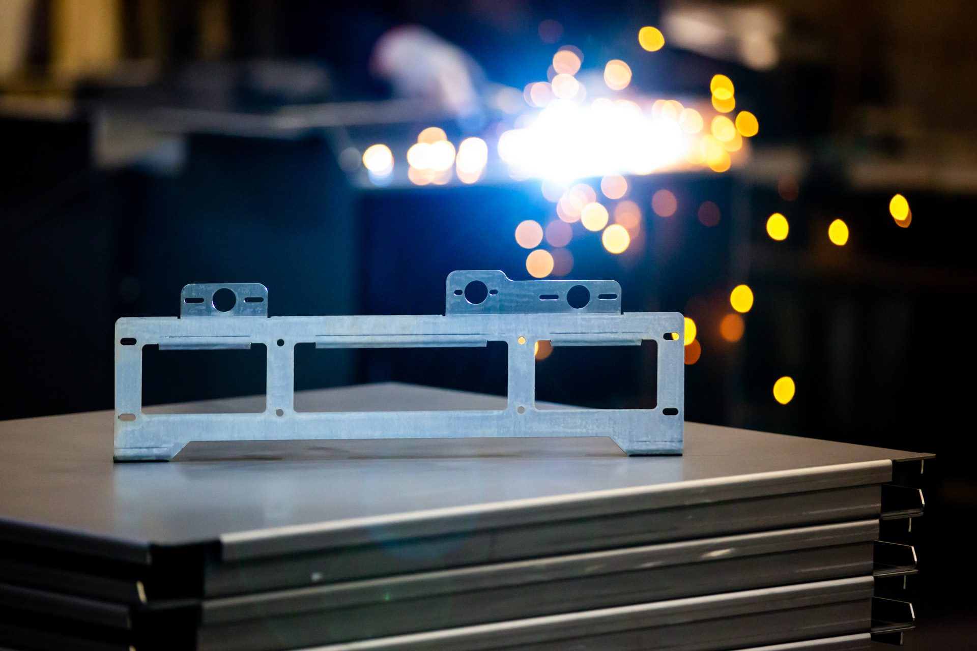 Metalcarp - Produzione in serie e lavorazione della lamiera - Esempio di taglio laser della lamiera