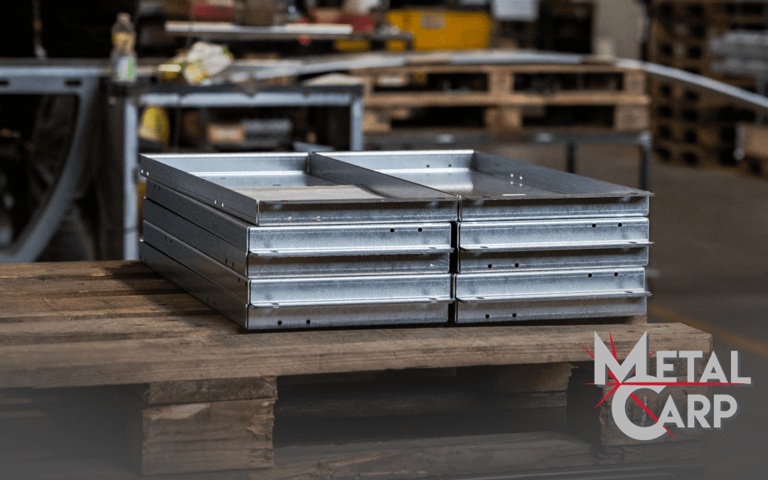 Piegatura automatizzata con Tool Cell: flessibilità per lotti piccoli e medi