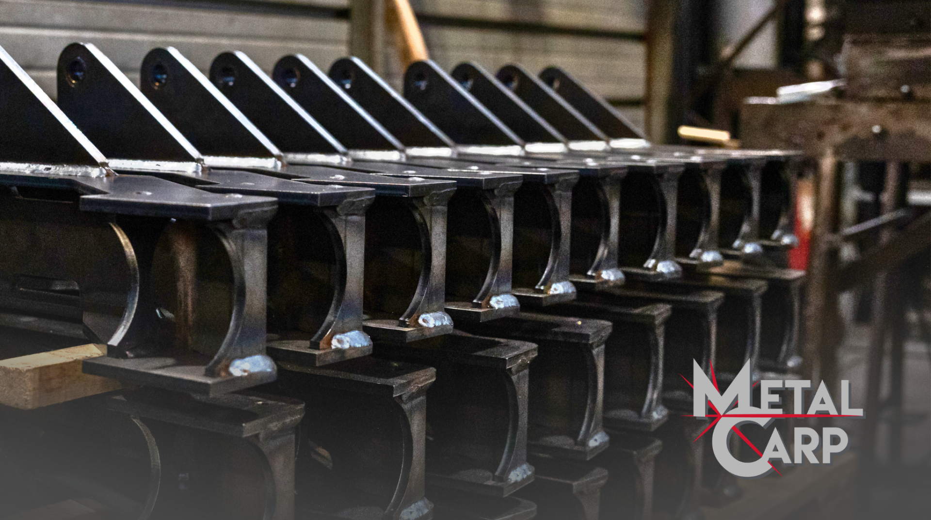 Componenti saldatura Immagine che mostra una serie di componenti strutturali saldati dall'azienda Metal Carp
